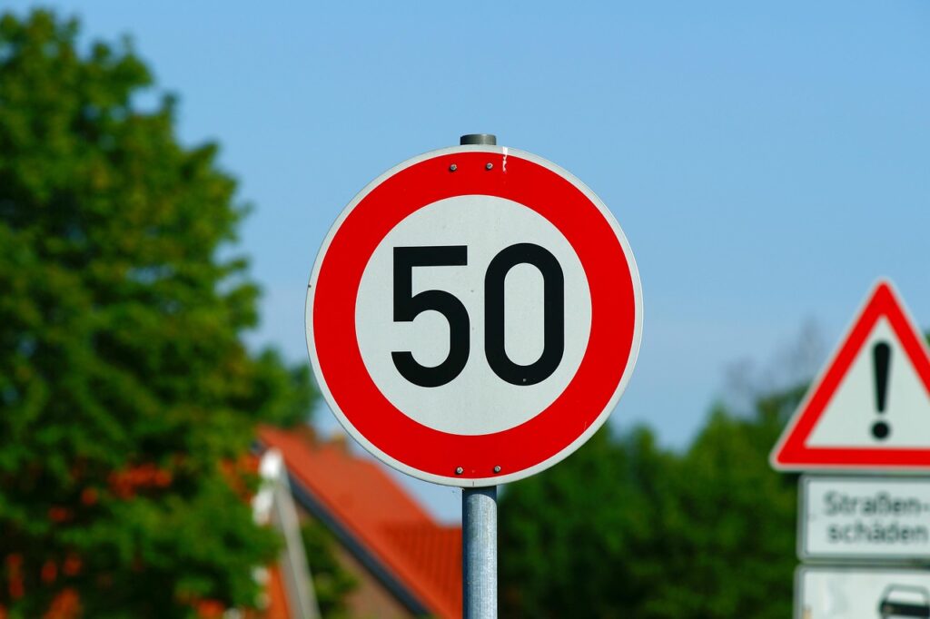 50代の方が京都旅行で注意すべきポイントは？